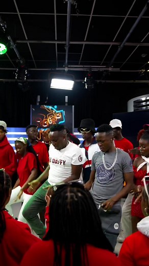 Lets goooo 🔥🔥🔥🔥 @Mc Gogo and @Djay Daffy at #wabebeexp with @WillisRaburu 🔥🔥🔥#wabebe #254 #fypシ