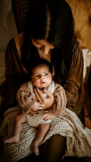 I just dont like to be cold ok 🤣 family photography | newborn photography | edmonton photographer | st albert photographer | motherhood photography | baby photos | maternity photography | lifestyle photography | studio photography | golden hour photos | family memories | newborn portraits | India Faith Photography
