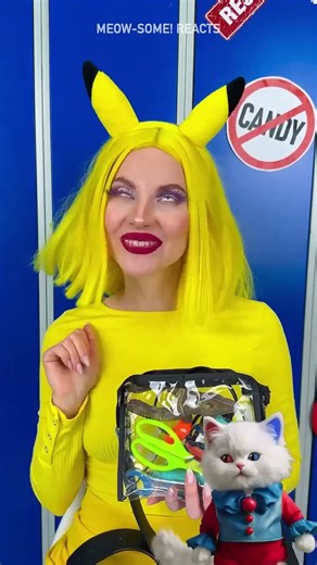 A PROFESSIONAL WAY TO SNEAK CHOCOLATE INTO SCHOOL 🍫