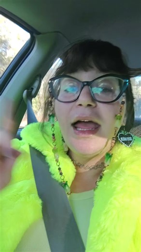 Mac the Alien (@mac_the_alien)’s videos with original sound - Mac the Alien