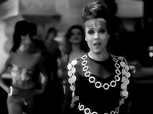 28K views · 964 reactions | NAH NEH NAH - VAYA CON DIOS Canción de 1990 de la banda belga Vaya Con Dios. Escrita por Dirk Schoufs, Dani Klein y Una Balfe para su segundo álbum de estudio Night Owls y lanzada como sencillo junto a los temas Pack Your Memories y With You. | The songs of my life | Facebook