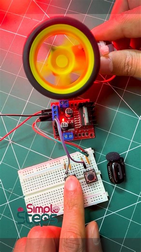 Motor control using a driver كورس الروبوتكس الشامل #simple_steps_academy