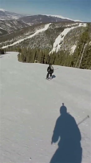 Skiing at 70mph on Keystone Mountain #keystoneresort #skiing #shorts