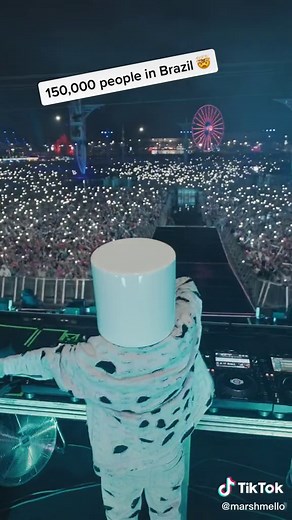 Electrifying Live Stream Performance at Rock in Rio