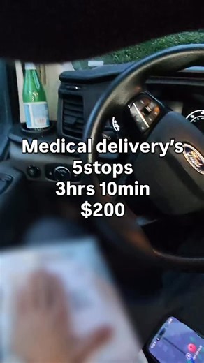 Most people think medical couriers just “drop off packages.” Wrong. You’re transporting: 🧪 Lab specimens 💉 Medications 🩸 Blood products 📄 Confidential patient records One mistake? It’s not just late… it could affect someone’s health. That’s why professionalism, time management, and HIPAA compliance matter MORE in this industry than almost any other gig economy job. This isn’t Uber. This is real responsibility. And that’s why serious drivers get paid differently. If you’re trying to break int