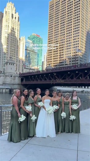 love Olivia Dean Wedding tiktok trend Chicago wedding content creator