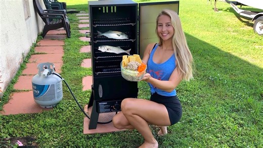 How This Woman Make Smoked Fish Dip with Fresh Fillets