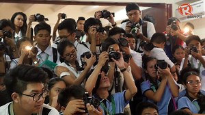 High school students from all over the country get a taste of what it's like to work as a team in their very own social news network as they competed for the first time in the Online Publishing demonstration contest of the National Schools Press Conference 2017 | Move.PH