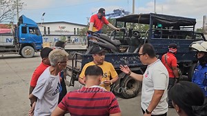 388K views · 4.7K reactions | "AWTORIDAD na PASAWAY" Naka tatlo na! MMDA clearing operation along Mel Lopez Boulevard, Tondo, Maynila. Panoorin ang mga buong video sa "Dada Koo" Youtube channel #MetroManila #MMDA | Dada Koo | Facebook
