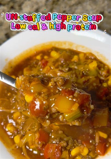 Stuffed Pepper Soup Recipe: High Protein & Low Calorie