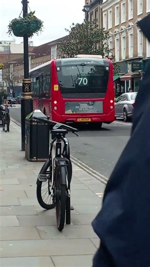 70 bus route at Queen's way