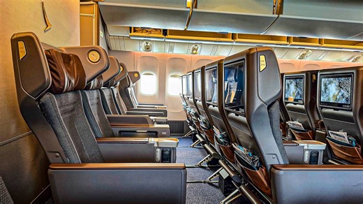 The Striking Features Of Singapore Airlines’ & Cathay Pacific’s Premium Economy Products