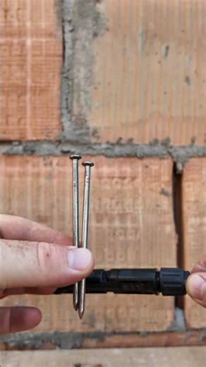 How to Disconnect MC4 Solar Connectors With 2 Nails — No Special Tool! #Shorts