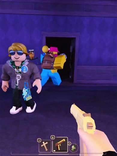 Doors Roblox | With both a weapon and a crucifix
