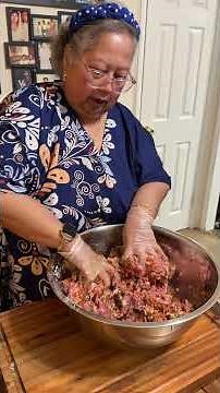 Cooking Dinner with Mama LuLu: Lumpiang Shanghai (Filipino Pork Egg Rolls) #cookinginshorts