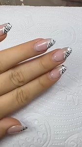 24K views · 301 reactions | Aprende como hacer retoque o refill de Uñas Gel Tips  Paso a Paso Para Principiantes ✨ | Uñas Para Todas | Facebook