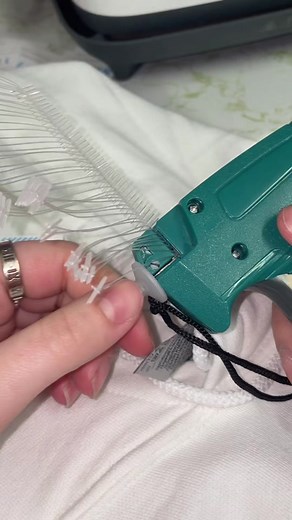 more tagging! #taggingasmr #asmr #taggun