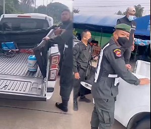 Someone Snitched: Cops Catch Truck Driver Trying To Smuggle Immigrants In A Creative Way During A Traffic Stop!