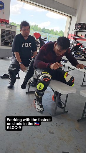 Training with this down to earth legend, Aris aka GLOC-9 #Gloc9 #RidingSchool #coachjoeystorm #Zero2PodiumRidingSchool | Zero2Podium Riding School