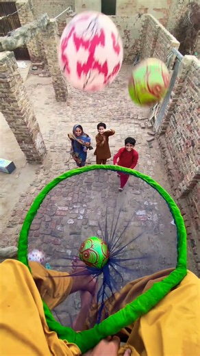 🎯 Girta Ball Ka Sabse Mazedaar Scene! 😂⚽ #VillageChallenge #LOLGame