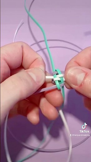 Making a Heart ❤︎ for Lanyard Boondoggle Scoubidou