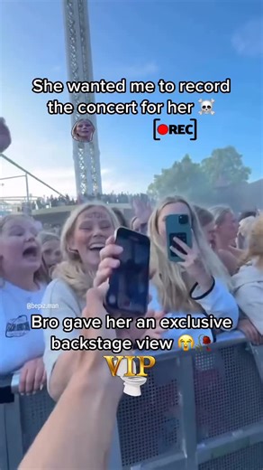 bepis on Instagram: "WHAT WOULD Y’ALL DO⁉️😭🎸 - Here are some of the best singers known for putting on amazing concerts, step by step simple: ### 1. **Beyoncé** * Sings with power and emotion * Dances while singing live * Uses stunning visuals and costumes * Connects with the audience * Performs long shows without losing energy ### 2. **Taylor Swift** * Sings live with strong vocals * Tells stories through songs * Gives fans special surprises * Plays multiple instruments * Performs for over 3 h