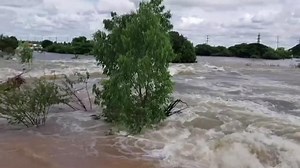 Cambodia villagers cope with flood aftermath