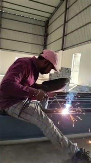 welding work . stik welding karna sikhe#wedding #welder #weldingmachine #welding_creative#gujarat