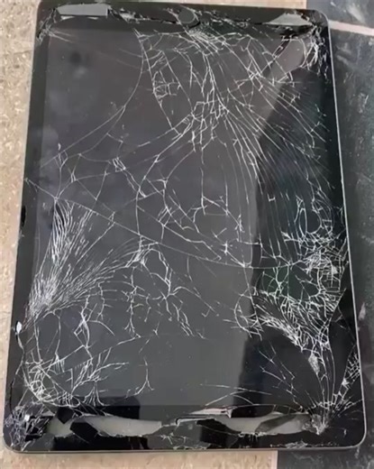 Broken iPad: My 2019 PUBG Journey | Gaming on a Broken Tablet