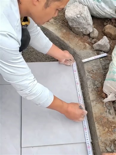 📐 Tile Cutting Technique for Curved Edges | tile