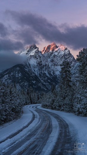 Exploring the Beauty of Wyoming Winter Through Photography