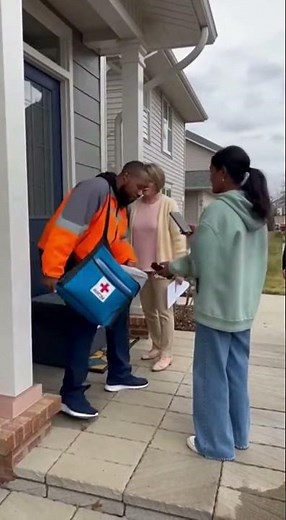 HOA Delivery Box Crackdown Fails #shorts #hoa #hoakaren #facts