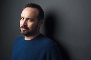 Kostas Makedonas - Στίχοι Ουσίες κι οινοπνεύματα (Ousies ki oinopnevmata)