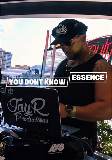 ; Sydney’s Own @soulmate.syd Vibes 💫 You Don’t Know My Name (Franchise) ❌ Essence Edit (Vandalized) Can never go wrong with drink and abit of Reggae on a warm summer day 🔥😂 #sydneydj #livedj #djmix
