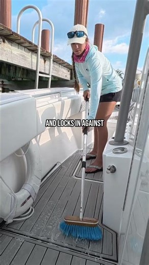 BIG Bull Shark Scare! 😳