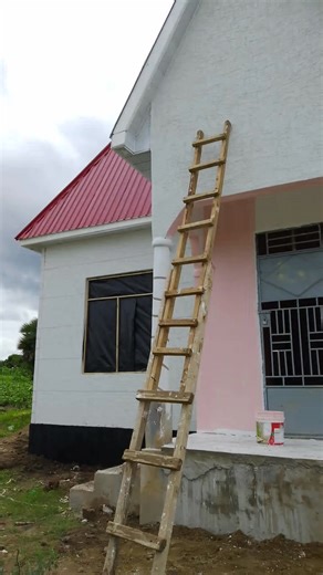 1K views · 13 reactions | Ukiwa na SOSY CONSTRUCTION hakuna kuwa na hofu wala mashaka juu ya ubora wa kazi. Tjkabidhi mjengo wako, ama kiwanja chako nasi tukupe nyumba ya ndoto yako. Baki na sisi kwa maxur zaid. 0754496567 | Sosy Pierre | Facebook