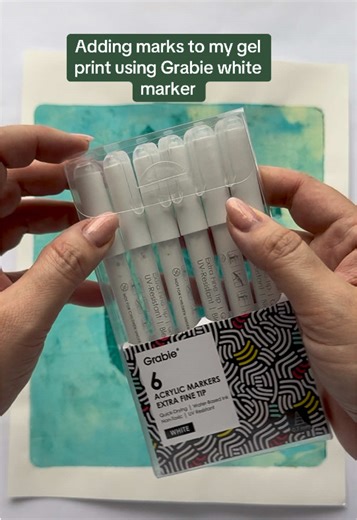 Adding white marks to my gel print using @grabieofficial white markers #grabieacrylicmarkers #acrylicmarkers #gelprint #markmaking #creativeprocess