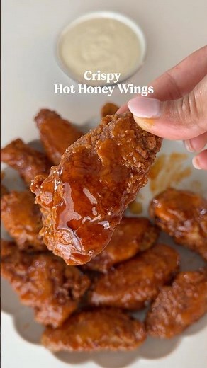 Crispy Hot Honey Wings 🍯🔥🍗 #hothoneywings #chickenwings #recipe #food #cook #cooking #homemade