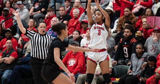 Kiyoko Proctor erases painful memory to help Alton reach state tournament for first time