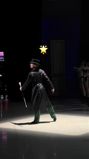 Behind the Scenes of a Quick Change in Ballet