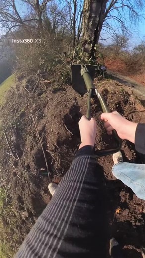 Mastering MTB Trail Jumps: Tips & Techniques