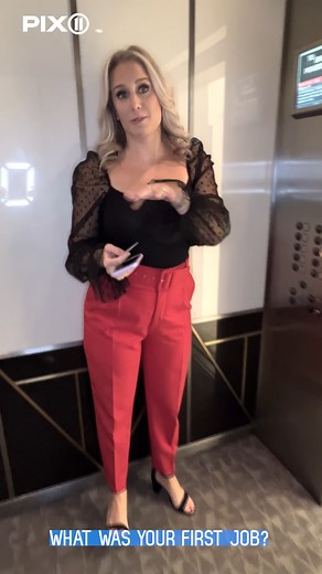 PIX11’s traffic reporter, Alex Lee Media , has been in the broadcast industry for nearly a decade, covering NYC on both radio and on TV. We wanted to learn more about this Jersey girl and pup-mama. The catch? We could only ask her questions while she was in our building elevator. | PIX11