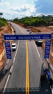 🚀 Nova PA-253 em São Domingos do Capim: Um marco para o desenvolvimento! 🌾 Conectando a BR-010 à PA-127, na Vila Perseverança, a nova rodovia traz segurança, mobilidade e integração para mais de 32 mil pessoas. 🚗💨 Além de facilitar o dia a dia, a PA-253 impulsiona o escoamento da produção agrícola, fortalecendo a economia e promovendo o desenvolvimento regional. 🌱💼 | Governo do Pará