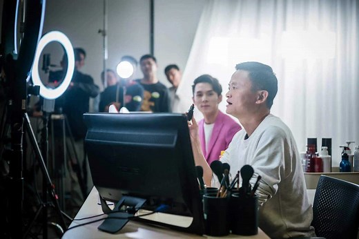 Live streaming in China: advancing into the AI era