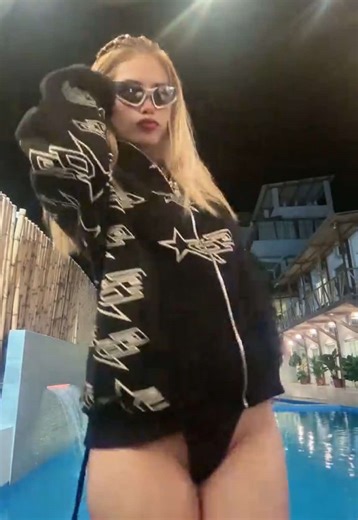 Videos de Emy Thalia (@emy.thalia) con “sonido original - Jay Cocolo”