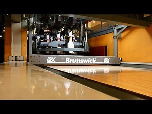 Brunswick GSX Pinsetter - Full Game - Laneside POV (focus issues)