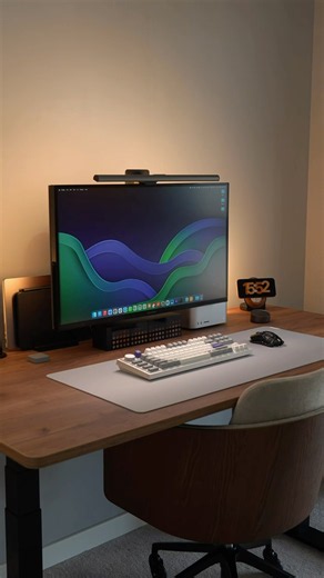I Haven't Turned My Ceiling Light On in a Month – BenQ ScreenBar Halo 2 Monitor Light Bar