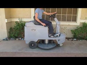 Advance Advolution 2710 Riding Burnisher (buffer)