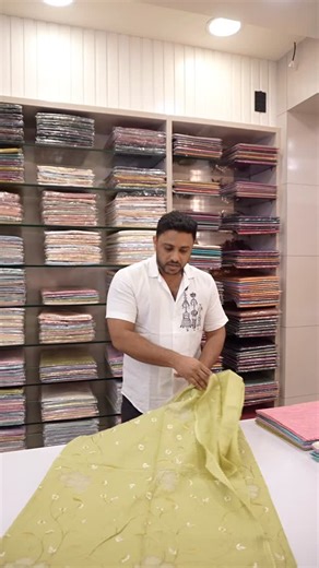 Melange Designing Studio on Instagram: "Understated beauty, timeless craft — cotta embroidery at its finest. New collection of cotta sarees Available for website & store purchase Website link: www.melangedesigningstudio.com 𝑴𝑬𝑳𝑨𝑵𝑮𝑬 𝑫𝑬𝑺𝑰𝑮𝑵𝑰𝑵𝑮 𝑺𝑻𝑼𝑫𝑰𝑶 𝑬𝒓𝒏𝒂𝒌𝒖𝒍𝒂𝒎, 𝑲𝒆𝒓𝒂𝒍𝒂 682035 #cottasarees #melange #updates #newsarees #multithread #sareecollections #newsaree #white #contrast #fabrics #dailywear #bibinmelange"