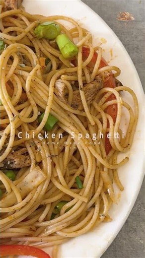 🍝 Think this Chicken Spaghetti looks delicious? 🤤